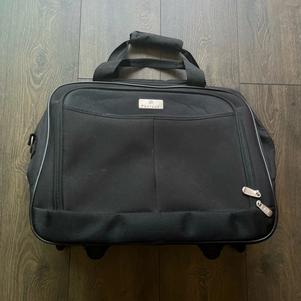 Protege Rolling Suitcase